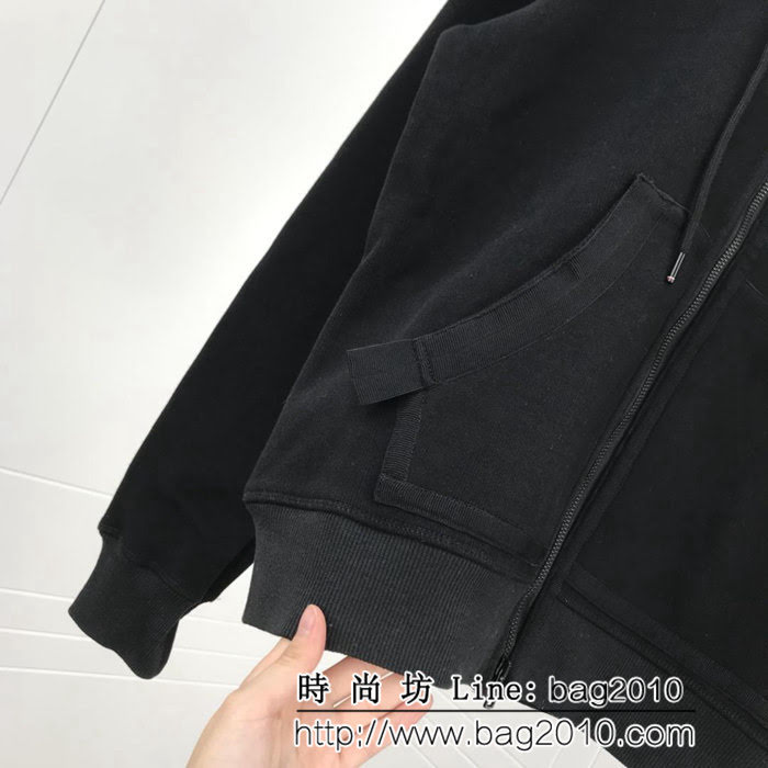MONCLER蒙口 x 藤原浩 18FW秋冬新款 後背藤原浩閃電標誌 加絨加厚外套 情侶款 ydi1690